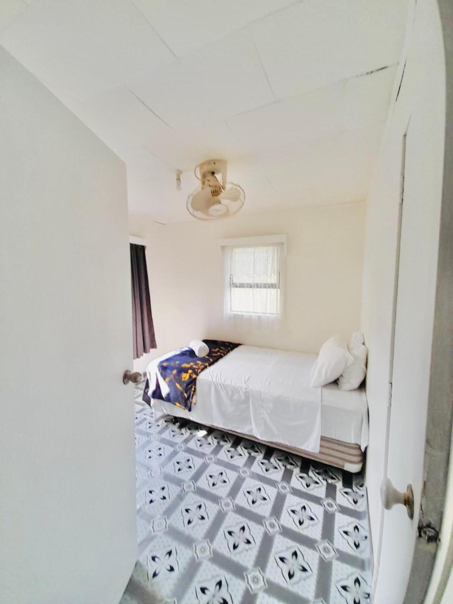 Ocean Cottage Private Double Twin Room In Nuku'Alofa Townb Exterior foto