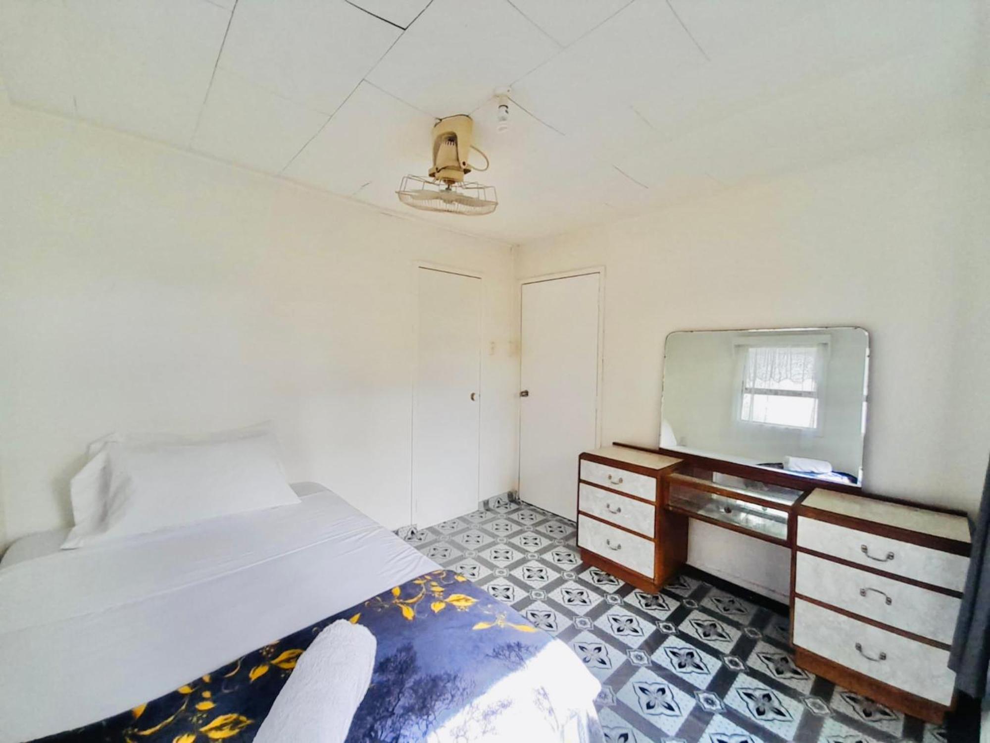 Ocean Cottage Private Double Twin Room In Nuku'Alofa Townb Exterior foto